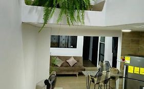Denier House Guabinal 203